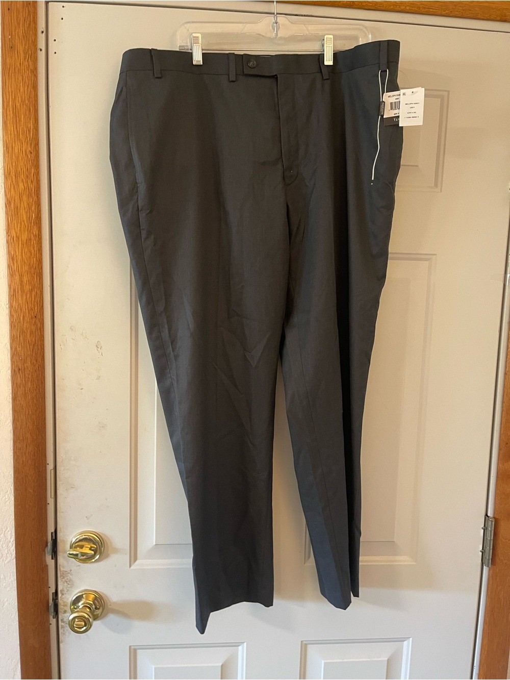 New!! Van Heusen Mens Sz 42/30 Grey  Dress Pants MELOPV1X0021